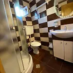 Guest house Casa Ciobi 2 Mai