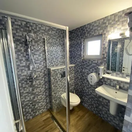 Casa Ciobi Guest house *