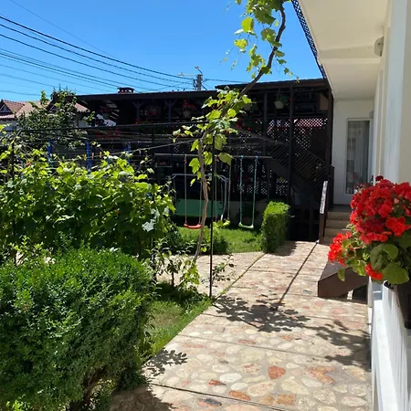 Casa Ciobi Гостевой дом