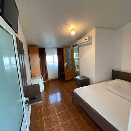Guest house Casa Ciobi